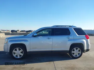 2010 GMC Terrain SLT-2 with VIN 2CTALHEW1A6298983, listed as a IAAI auction lot 40981841 with 131,821 mi miles and . Bid and sale history available at carsss.com. Image 14.