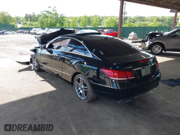 2014 Mercedes-Benz E 350 with VIN WDDKJ8JB1EF286035, listed as a IAAI auction lot 42289616 with 147,814 mi miles and . Bid and sale history available at DreamBid. Image 3.