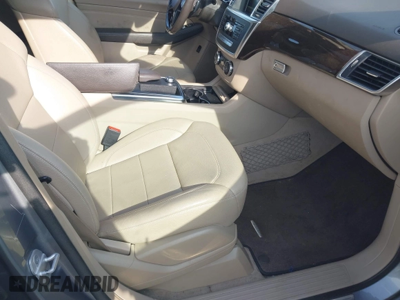 2015 Mercedes-Benz M 350 with VIN 4JGDA5JB2FA483386, listed as a IAAI auction lot 42597674 with 202,833 mi miles and . Bid and sale history available at DreamBid. Image 5.