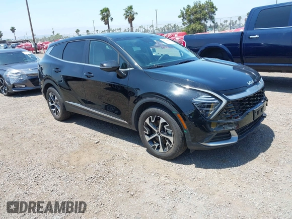 2024 Kia Sportage EX with VIN 5XYK33DF8RG209901, listed as a IAAI auction lot 42378868 with 35,740 mi miles and . Bid and sale history available at DreamBid. Image 1.