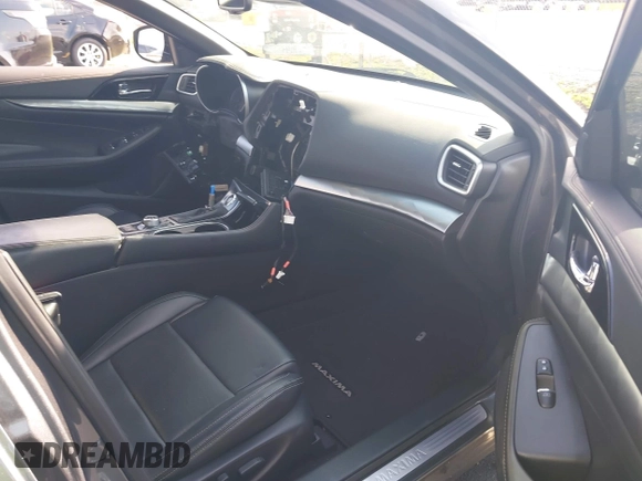 2023 Nissan Maxima SV with VIN 1N4AA6CV7PC508718, listed as a IAAI auction lot 42222172 with 35,802 mi miles and . Bid and sale history available at DreamBid. Image 5.