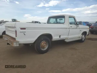 1975 Ford F-250 z VIN F25MRX29466, wystawiony jako Copart lot #50986975 z przebiegiem 92 878 mil mil oraz Nie do naprawy • Non repairable. Historia ofert i sprzedaży dostępna na DreamBid. Obrazek 3.