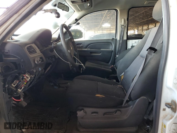 2014 Chevrolet Tahoe Commercial z VIN 1GNLC2E0XER167338, wystawiony jako Copart lot #59529465 z przebiegiem Nie podano mil oraz Czysty tytuł • Clean title. Historia ofert i sprzedaży dostępna na DreamBid. Obrazek 7.