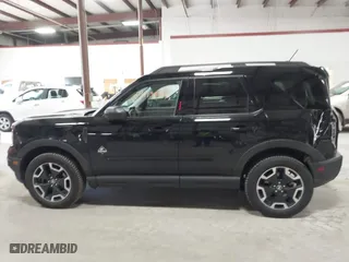 2021 Ford Bronco Sport Outer Banks with VIN 3FMCR9C66MRB40529, listed as a IAAI auction lot 41779722 with 71,422 mi miles. Bid and sale history available at carsss.com. Image 14.