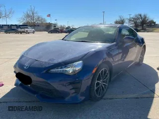 2017 Toyota 86 with VIN JF1ZNAA12H9705708, listed as a Copart auction lot 42773725 with 0 mi miles and Clean Title. Bid and sale history available at carsss.com. Image 2.