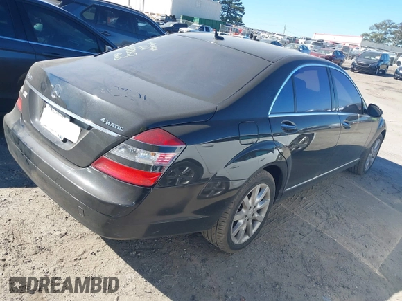 2007 Mercedes-Benz S 550 with VIN WDDNG86X07A138362, listed as a IAAI auction lot 41663730 with 141,760 mi miles and . Bid and sale history available at DreamBid. Image 4.