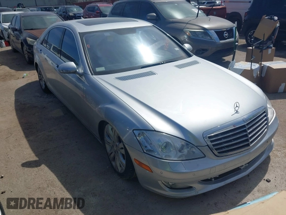 2008 Mercedes-Benz S 550 with VIN WDDNG71XX8A237550, listed as a IAAI auction lot 41682697 with 125,301 mi miles and . Bid and sale history available at DreamBid. Image 1.