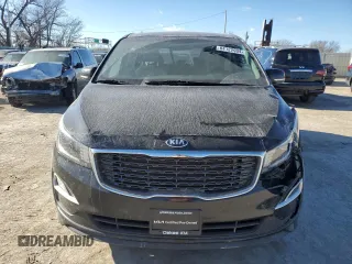 2020 Kia Sedona LX with VIN KNDMB5C10L6642216, listed as a Copart auction lot 84122934 with 92,017 mi miles and Salvage Title. Bid and sale history available at carsss.com. Image 5.