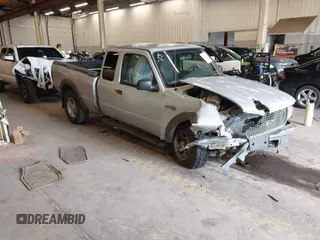 2001 Ford Ranger XL Fleet with VIN 1FTZR15E91TA29391, listed as a IAAI auction lot 41852139 with 235,586 mi miles. Bid and sale history available at carsss.com. Image 1.