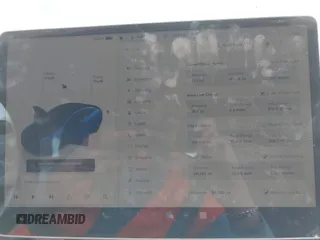2023 Tesla Model 3 z VIN 5YJ3E1EA8PF403743, wystawiony jako IAAI lot #42076747 z przebiegiem 58 399 mil mil oraz . Historia ofert i sprzedaży dostępna na DreamBid. Obrazek 7.