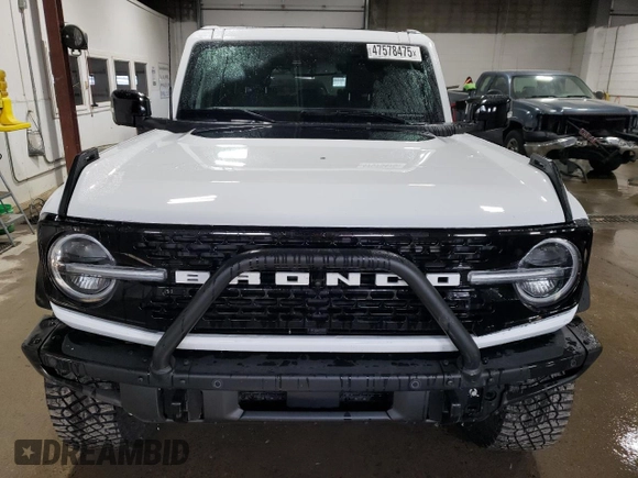 2021 Ford Bronco with VIN 1FMEE5DP7MLA65830, listed as a Copart auction lot 47578475 with 43,621 mi miles and Salvage Title. Bid and sale history available at DreamBid. Image 5.