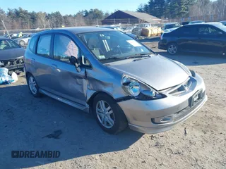 2007 Honda Fit Sport with VIN JHMGD37627S041628, listed as a IAAI auction lot 41102156 with 258,360 mi miles. Bid and sale history available at carsss.com. Image 1.