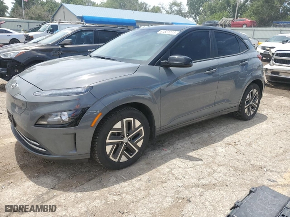 2022 Hyundai Kona Electric SEL with VIN KM8K23AG8NU156007, listed as a Copart auction lot 61821214 with 35,629 mi miles and Salvage Title. Bid and sale history available at carsss.com. Image 1.