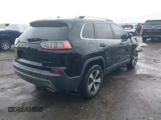 2019 Jeep Cherokee Limited z VIN 1C4PJMDX5KD136372, wystawiony jako IAAI lot #41909230 z przebiegiem 71 508 mil mil oraz . Historia ofert i sprzedaży dostępna na DreamBid. Obrazek 4.