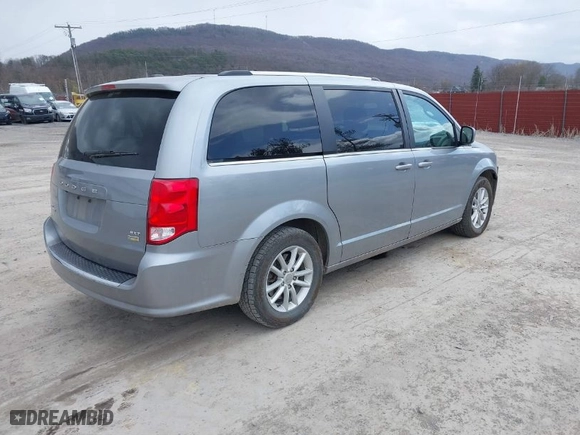 2019 Dodge Grand Caravan SXT with VIN 2C4RDGCG4KR543387, listed as a IAAI auction lot 41886447 with 120,572 mi miles. Bid and sale history available at carsss.com. Image 4.