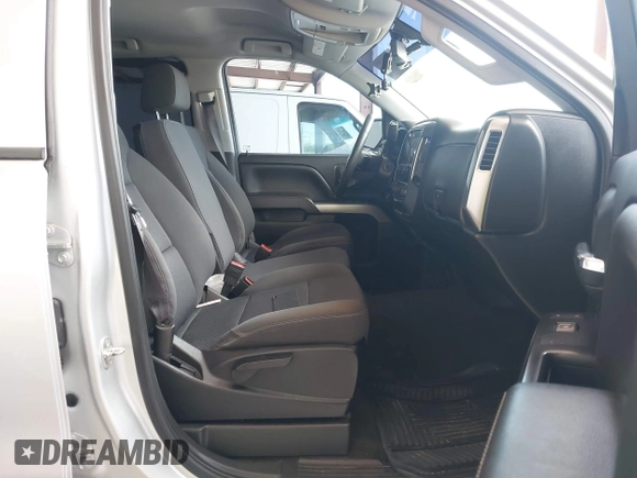 2017 Chevrolet Silverado 1500 LT with VIN 3GCPCRECXHG432552, listed as a IAAI auction lot 42052078 with 67,221 mi miles. Bid and sale history available at carsss.com. Image 5.