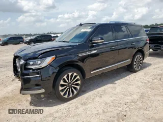 2023 Lincoln Navigator Reserve z VIN 5LMJJ2KG1PEL10963, wystawiony jako Copart lot #61545045 z przebiegiem 31 852 mil mil oraz Szkoda całkowita • Salvage title. Historia ofert i sprzedaży dostępna na DreamBid. Obrazek 1.