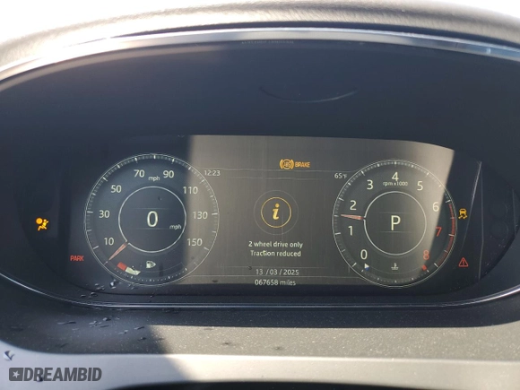 2019 Jaguar E-PACE R-Dynamic SE with VIN SADFL2GX4K1Z52193, listed as a Copart auction lot 48298925 with 67,658 mi miles and Non Repairable. Bid and sale history available at carsss.com. Image 9.