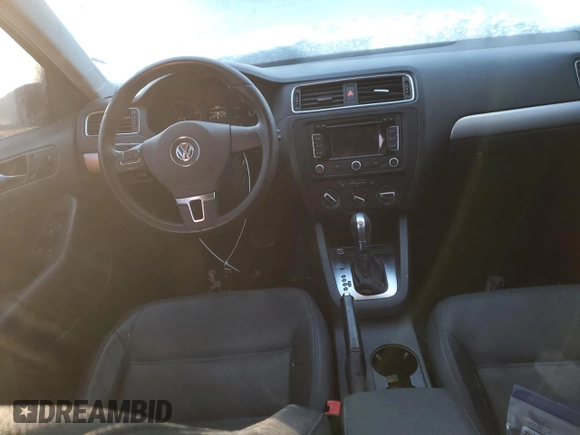 2011 Volkswagen Jetta SEL with VIN 3VWLZ7AJ2BM360094, listed as a Copart auction lot 87444734 with 140,417 mi miles and Salvage title. Bid and sale history available at DreamBid. Image 8.