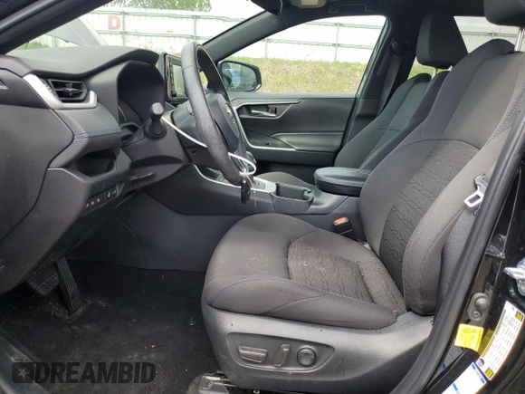 2022 Toyota RAV4 Hybrid SE с VIN 4T3T6RFV3NU073675, выставлен на аукционе Copart как лот 55267715 с пробегом 34 374 миль миль и Списание • Salvage title. История ставок и продаж доступна на DreamBid. Изображение 7.
