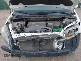 2011 Toyota Sienna SE with VIN 5TDXK3DC9BS158089, listed as a IAAI auction lot 41934896 with 177,219 mi miles. Bid and sale history available at carsss.com. Image 10.