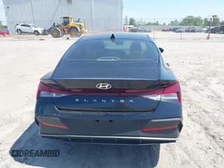 2024 Hyundai Elantra SE with VIN KMHLL4DG3RU832968, listed as a IAAI auction lot 42005178 with 19,175 mi miles and . Bid and sale history available at DreamBid. Image 16.