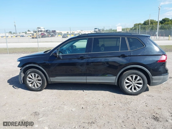 2018 Volkswagen Tiguan S with VIN 3VV1B7AX6JM036407, listed as a IAAI auction lot 41705021 with 84,171 mi miles. Bid and sale history available at carsss.com. Image 15.