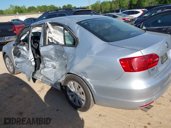2014 Volkswagen Jetta Sedan S with VIN 3VW2K7AJ4EM208158, listed as a IAAI auction lot 42037477 with 156,483 mi miles. Bid and sale history available at carsss.com. Image 3.