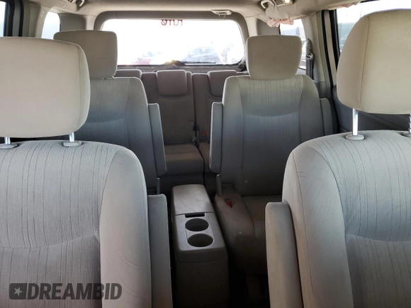 2016 Nissan Quest SV z VIN JN8AE2KP9G9153157, wystawiony jako Copart lot #52781125 z przebiegiem 131 276 mil mil oraz Szkoda całkowita • Salvage title. Historia ofert i sprzedaży dostępna na DreamBid. Obrazek 10.