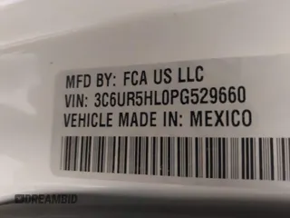 2023 Ram 2500 Tradesman z VIN 3C6UR5HL0PG529660, wystawiony jako IAAI lot #41491722 z przebiegiem 43 672 mil mil oraz . Historia ofert i sprzedaży dostępna na DreamBid. Obrazek 9.