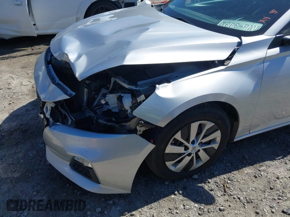 2020 Nissan Altima S with VIN 1N4BL4BV8LC216011, listed as a IAAI auction lot 41769075 with 106,180 mi miles and . Bid and sale history available at DreamBid. Image 16.