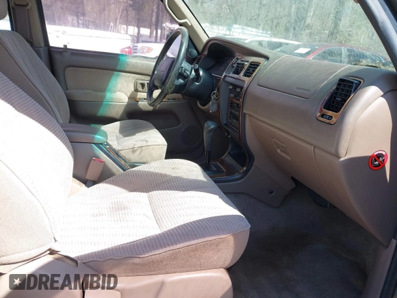 1997 Toyota 4Runner SR5 with VIN JT3GN86R4V0029422, listed as a IAAI auction lot 41845389 with 106,444 mi miles and . Bid and sale history available at DreamBid. Image 5.