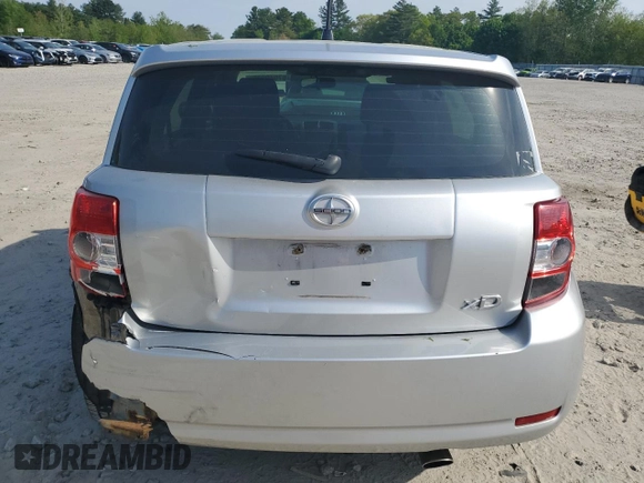 2014 Scion xD z VIN JTKKUPB41E1039907, wystawiony jako Copart lot #57040925 z przebiegiem 85 092 mil mil oraz Tytuł czysty. Historia ofert i sprzedaży dostępna na DreamBid. Obrazek 6.
