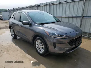 2021 Ford Escape SE with VIN 1FMCU0G66MUA68843, listed as a Copart auction lot 58894625 with 136,123 mi miles and Clean title. Bid and sale history available at DreamBid. Image 4.