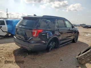 2017 Ford Explorer XLT with VIN 1FM5K7D84HGB52144, listed as a Copart auction lot 58974535 with 135,217 mi miles and Clean title. Bid and sale history available at DreamBid. Image 3.
