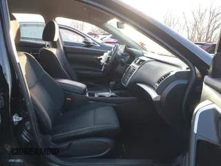 2018 Nissan Altima 2.5 S with VIN 1N4AL3AP9JC473345, listed as a IAAI auction lot 41803135 with 92,173 mi miles. Bid and sale history available at carsss.com. Image 5.