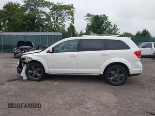 2015 Dodge Journey Crossroad with VIN 3C4PDCGG0FT547112, listed as a IAAI auction lot 42607720 with 114,481 mi miles and . Bid and sale history available at DreamBid. Image 13.