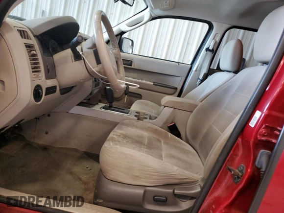 2012 Ford Escape XLT с VIN 1FMCU9DG9CKB18663, выставлен на аукционе Copart как лот 64014875 с пробегом 136 181 миль миль и На запчасти • Non repairable. История ставок и продаж доступна на DreamBid. Изображение 7.