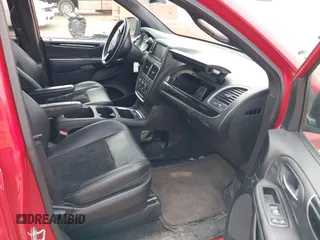 2014 Dodge Grand Caravan SXT with VIN 2C4RDGCG1ER371386, listed as a IAAI auction lot 41822952 with 228,052 mi miles and . Bid and sale history available at DreamBid. Image 5.