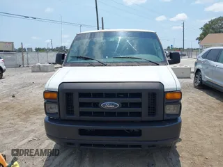 2008 Ford Econoline Cargo Commercial z VIN 1FTNE14W98DA34986, wystawiony jako IAAI lot #42216226 z przebiegiem 310 474 mil mil oraz . Historia ofert i sprzedaży dostępna na DreamBid. Obrazek 11.