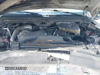 2005 Ford F-250 XL с VIN 1FTSW21P85EC92800, выставлен на аукционе IAAI как лот 42356870 с пробегом 381 270 миль миль и . История ставок и продаж доступна на DreamBid. Изображение 10.