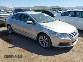 2011 Volkswagen CC Sport with VIN WVWMP7AN0BE723840, listed as a IAAI auction lot 42141612 with 155,616 mi miles. Bid and sale history available at carsss.com. Image 1.