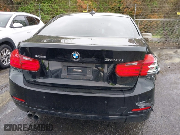 2015 BMW 3 Series 328i xDrive with VIN WBA3B5C55FP654730, listed as a IAAI auction lot 41578639 with 173,935 mi miles and . Bid and sale history available at DreamBid. Image 15.