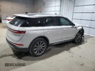 2022 Lincoln Corsair Standard z VIN 5LMCJ1D98NUL26579, wystawiony jako Copart lot #83332204 z przebiegiem 31 279 mil mil oraz Szkoda całkowita • Salvage title. Historia ofert i sprzedaży dostępna na DreamBid. Obrazek 3.