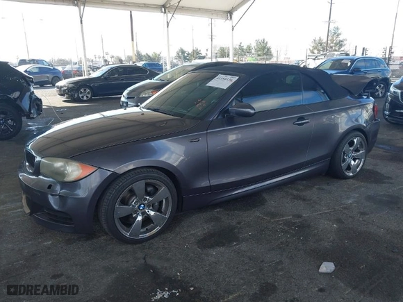 2008 BMW 1 Series 135i with VIN WBAUN93518VF54953, listed as a IAAI auction lot 41350136 with 1 mi miles. Bid and sale history available at carsss.com. Image 2.