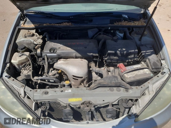 2006 Toyota Camry STD z VIN 4T1BE32K66U660454, wystawiony jako Copart lot #59991605 z przebiegiem 321 820 mil mil oraz Czysty tytuł • Clean title. Historia ofert i sprzedaży dostępna na DreamBid. Obrazek 11.