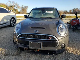 2021 MINI Hardtop 4 Door Cooper S z VIN WMWXU9C01M2P15282, wystawiony jako Copart lot #74238294 z przebiegiem Nie podano mil oraz Nie do naprawy • Non repairable. Historia ofert i sprzedaży dostępna na DreamBid. Obrazek 5.