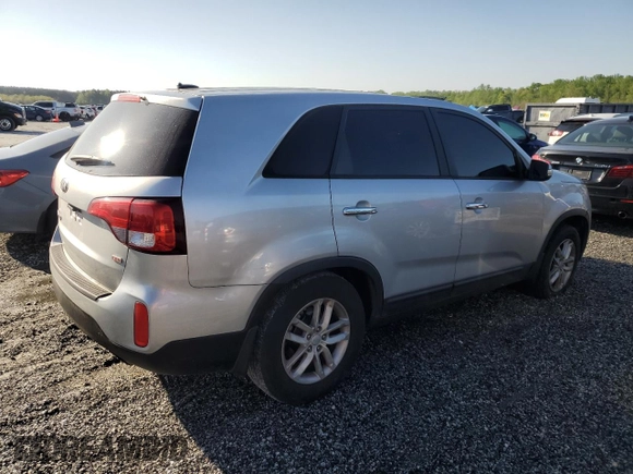 2014 Kia Sorento LX z VIN 5XYKT3A68EG508612, wystawiony jako Copart lot #52142815 z przebiegiem 168 341 mil mil oraz Szkoda całkowita • Salvage title. Historia ofert i sprzedaży dostępna na DreamBid. Obrazek 3.