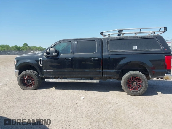 2018 Ford F-250 XL z VIN 1FT7W2BT4JEB37494, wystawiony jako IAAI lot #41866317 z przebiegiem 170 930 mil mil oraz . Historia ofert i sprzedaży dostępna na DreamBid. Obrazek 14.