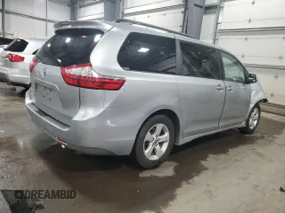 2019 Toyota Sienna LE Auto Access Seat with VIN 5TDKZ3DC6KS005563, listed as a Copart auction lot 49062175 with 174,450 mi miles and Salvage Title. Bid and sale history available at DreamBid. Image 3.